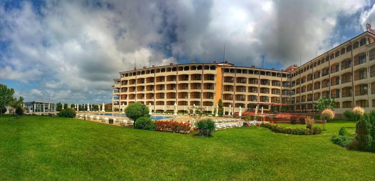 Aparthotel Regina Mare 茨雷沃 外观 照片