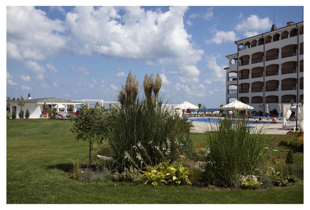 Aparthotel Regina Mare 茨雷沃 外观 照片