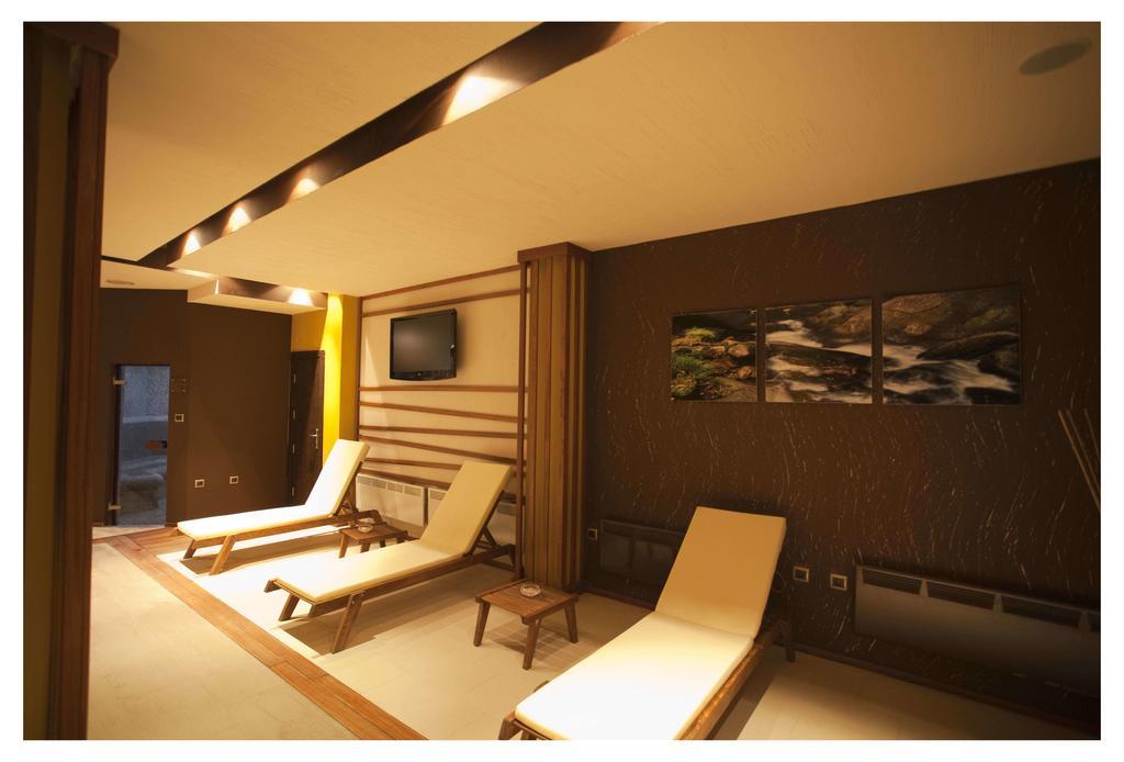 Aparthotel Regina Mare 茨雷沃 外观 照片