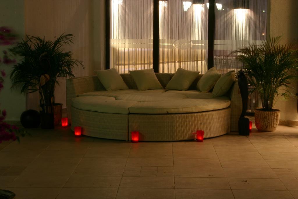 Aparthotel Regina Mare 茨雷沃 外观 照片