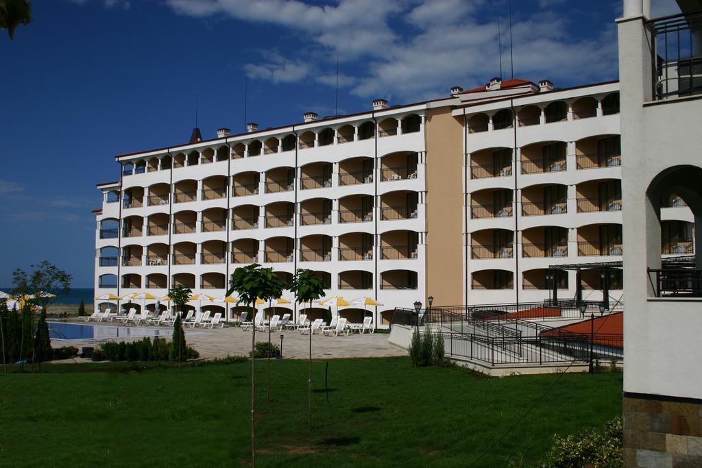 Aparthotel Regina Mare 茨雷沃 外观 照片